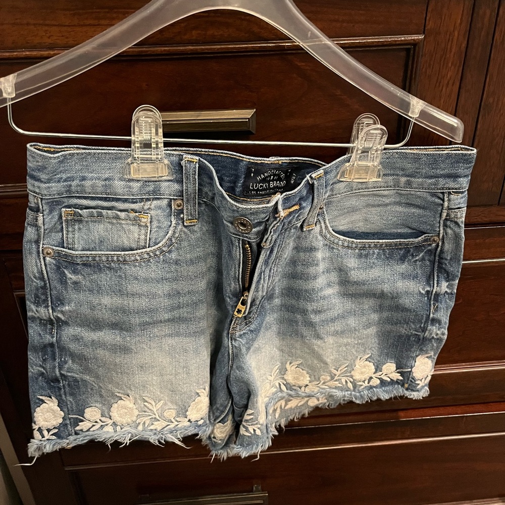 Lucky Brand Jean Shorts Frayed Floral Size 27
